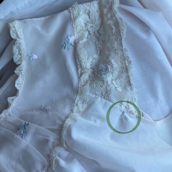 Vintage Sears Perma Prest Cottage Nightgown Embroidered Flowers Size 40-42 READ - Picture 13 of 14